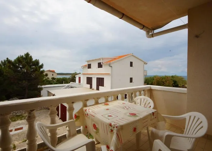 With A Parking Space Povljana, Pag - 18177 Appartamento